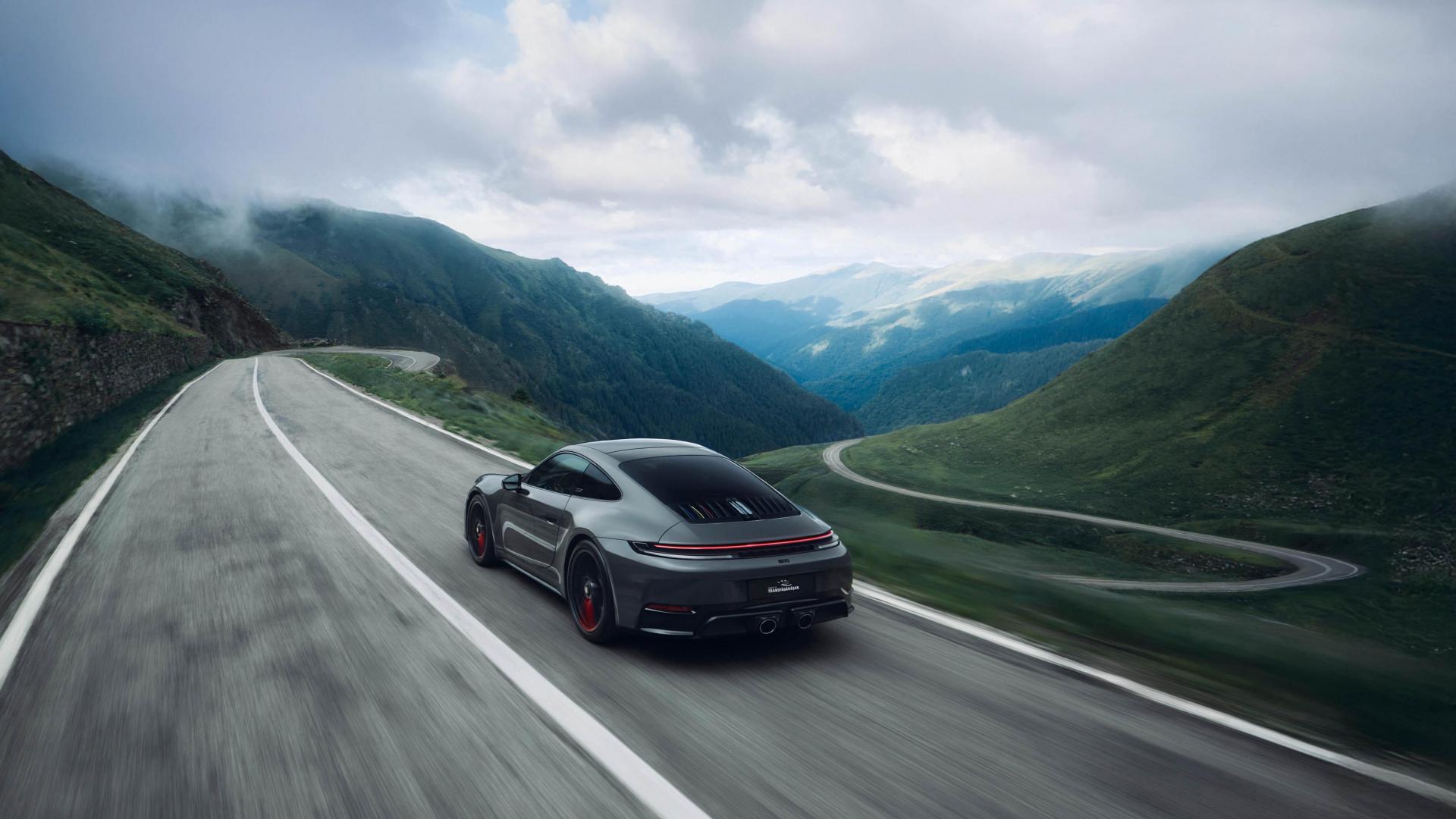 Den første 911 med det enkle tilnavnet Transfăgărășan